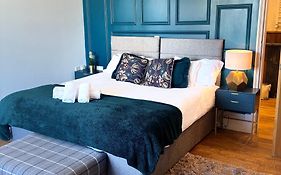 No 1 High Street Boutique Rooms